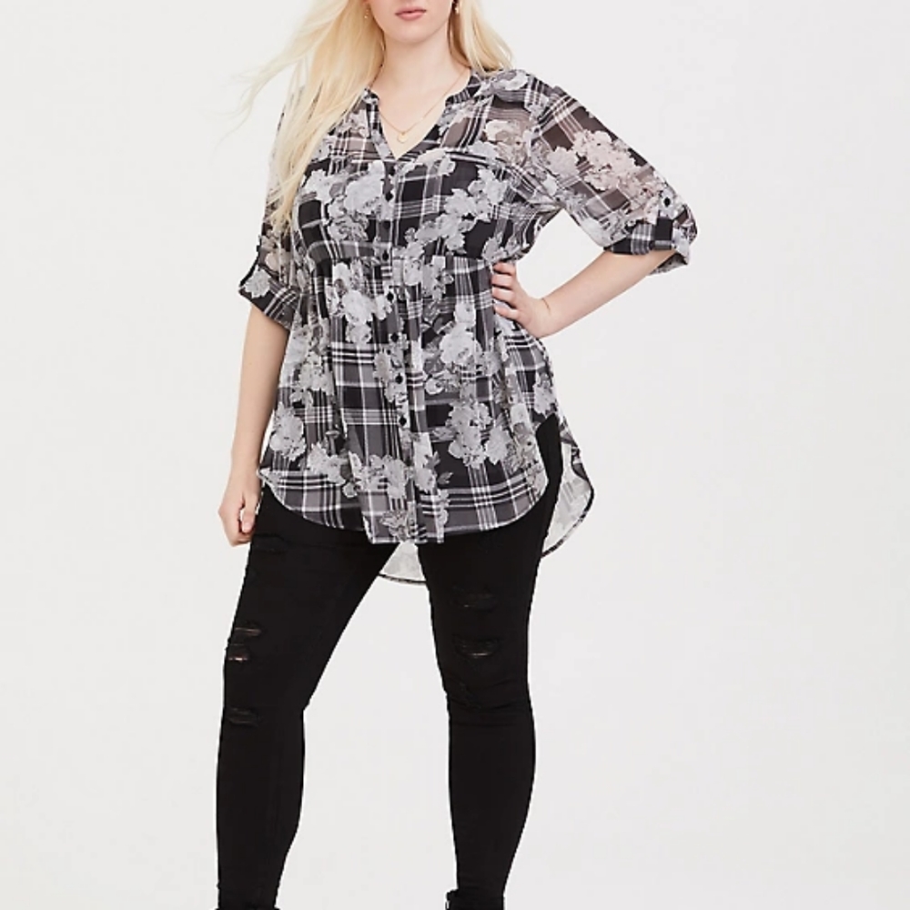 NWT Torrid Plaid Floral Button Down Top Size 0